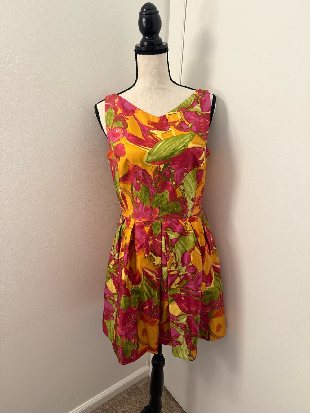 Kay Unger Silk Sleeveless Dress with Pink & Green Abstract Floral Print NWOT
